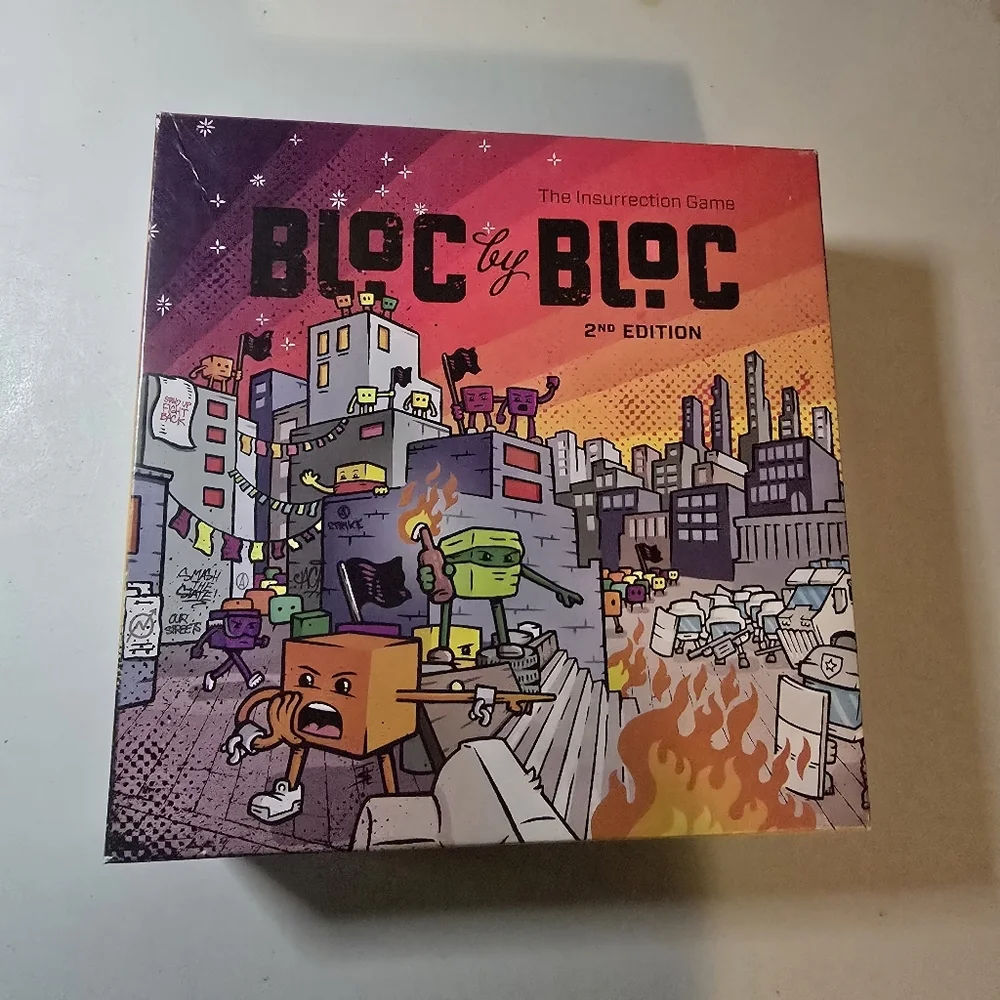 Bloc by Bloc 2nd Edition Insurrection Board Game by Out of Order COMPLETE